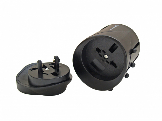 70014 universaalne adapter