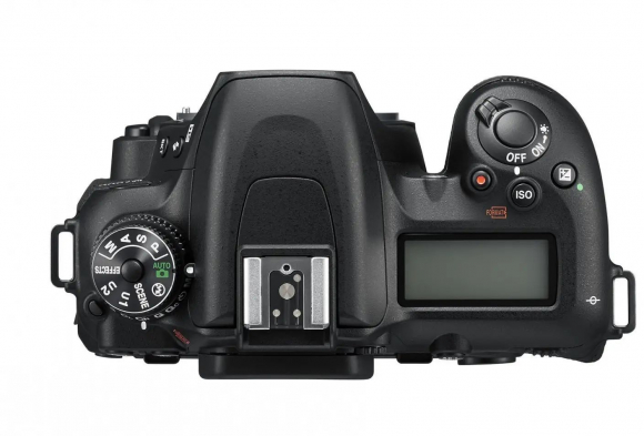 D7500 AF-S DX 18-105 f/ 3.5-5.6G ED VR