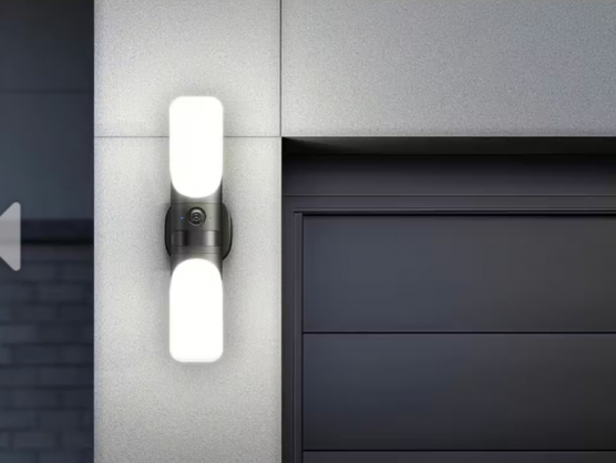 Eufy Wall Light Cam 2K IP65