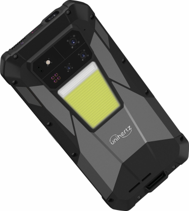 Tank 4 Pro 5G 18/ 1000GB Black