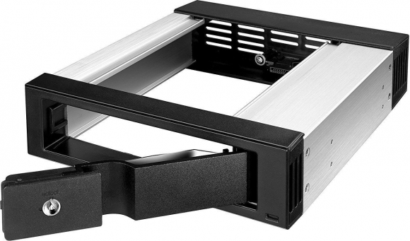 IB-158SSK-B 3.5®® HDD SATA/ SAS