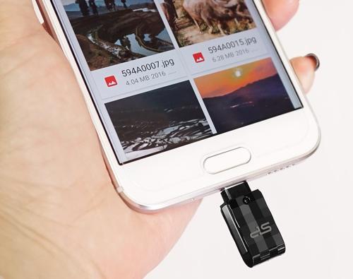 64GB Mobile C31 USB-A / USB-C
