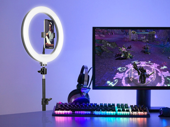 "Universal Tripod For Blogs And Streaming (2pcs set)"
