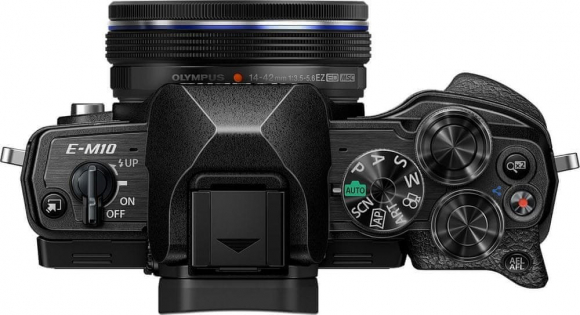 OM-D E-M10 Mark IV + ED 14-42mm EZ Pancake Black