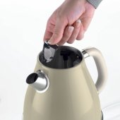 2869/ 03 Vintage Kettle Cream