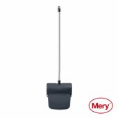 Folding dustpan with a handle