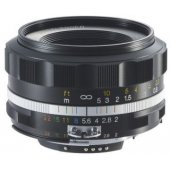 Ultron SL IIs 40 mm F/ 2 for Nikon F