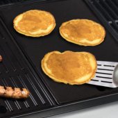 _1342837 Cast iron griddle for 3-burner Char-Broil grills