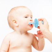 551/ 03 Safe Baby Toothbrushes