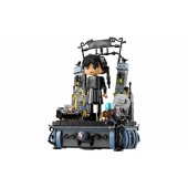 76780 Wednesday Addams Figure