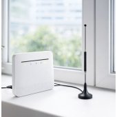 4G LTE antenna with magnetic base