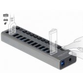 63738 External USB 5 Gbps Hub with 13 Ports + Switch