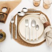 BW124271EU7 44-Piece Winslow Cutlery Set